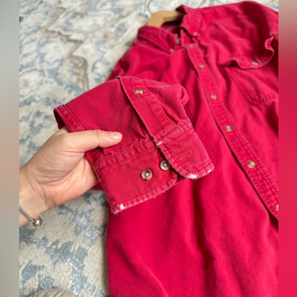 Cherokee heavy cotton gorgeous red distressed button down shirt women’s size M - Picture 3 of 7